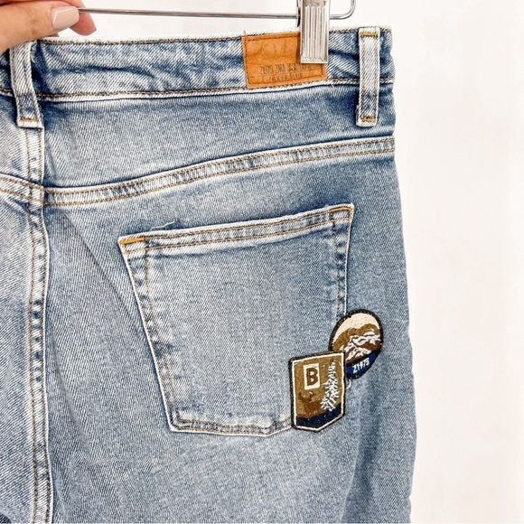 Zara Destroyed Cropped Jeans with patches on the back - Picture 3 of 4